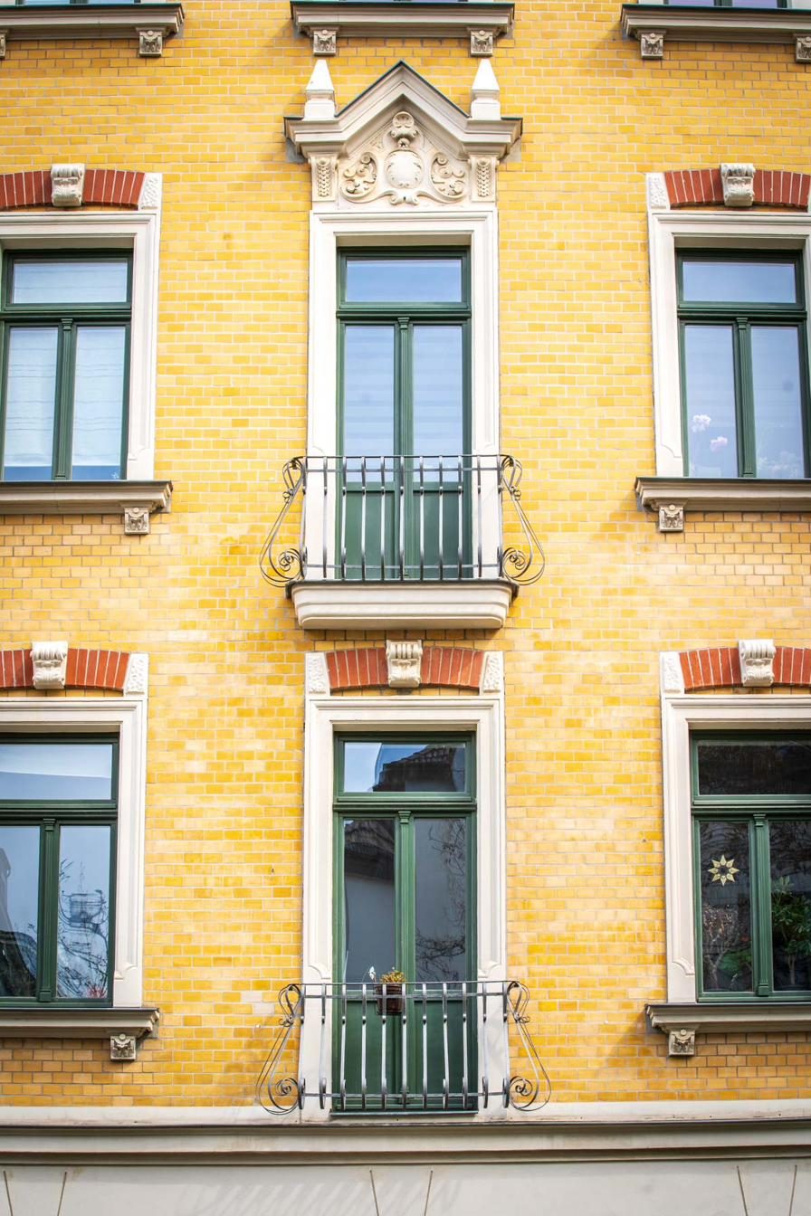 Balkon-Detail an historischer Fassade