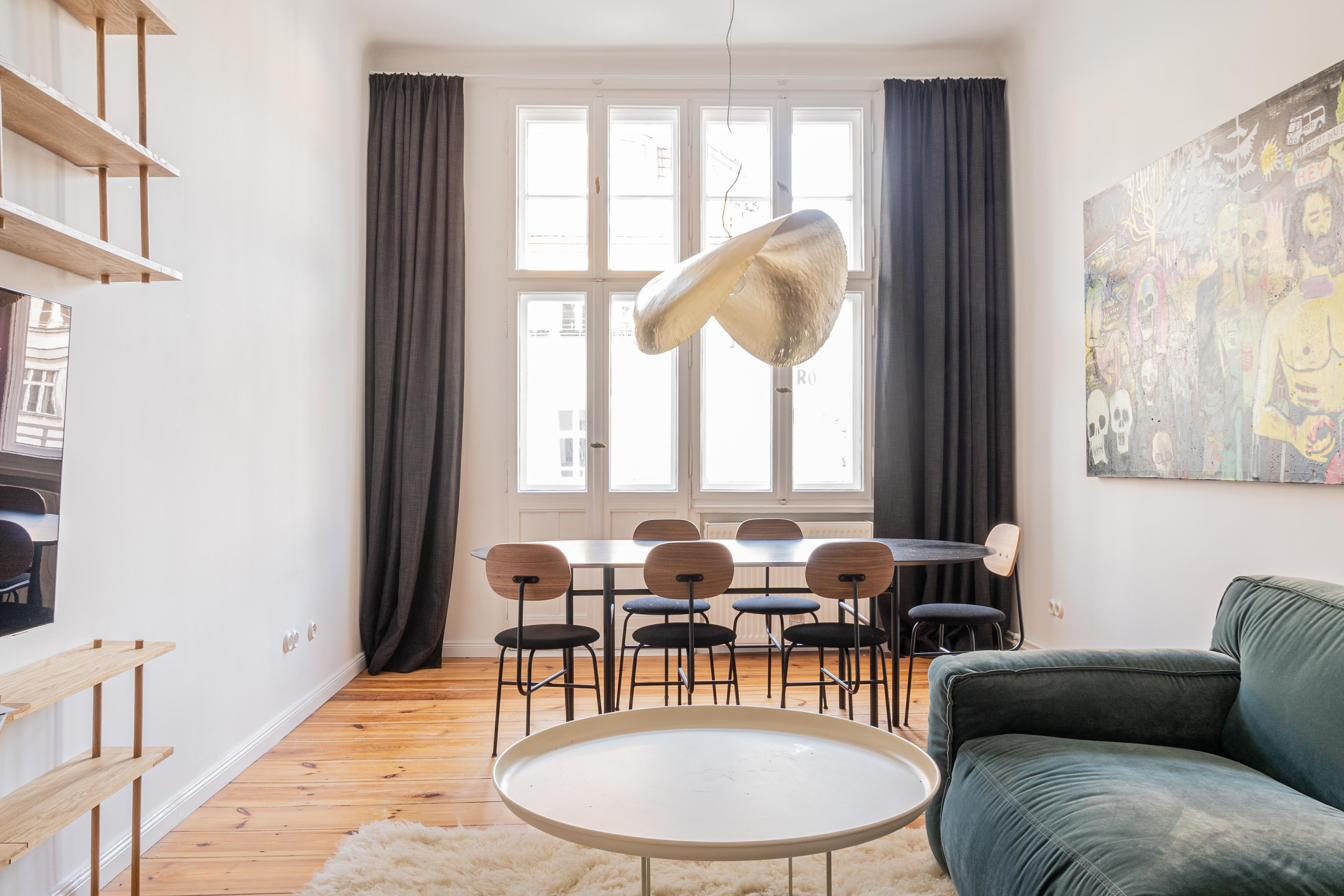 Eingerichtetes Esszimmer