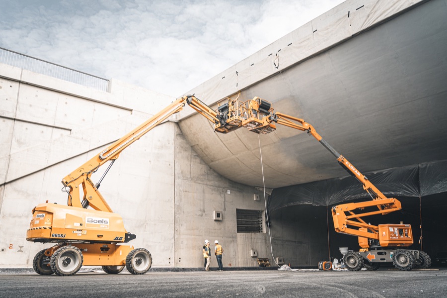 Arbeiten an einem Betonbauwerk